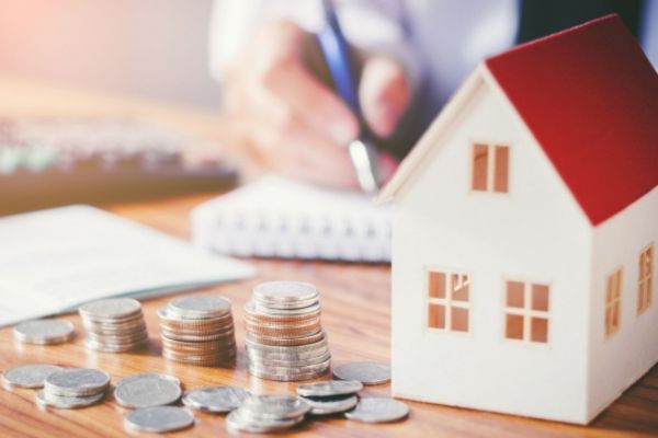 Cân nhắc về giá cho thuê là một trong những lưu ý khi cho thuê nhà (Nguồn: Internet)
