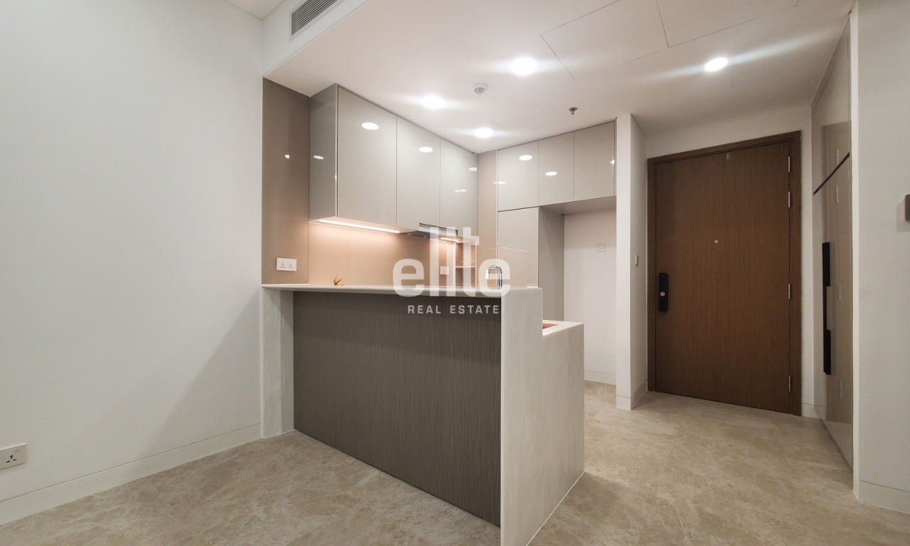 THE RIVER - UNFURNISHED 1-bedroom apartment for rent with pool view and Landmark81